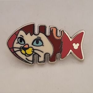Disney Pin Trading Dinah Cat Fishbone HKDL Alice in Wonderland Hidden Mickey